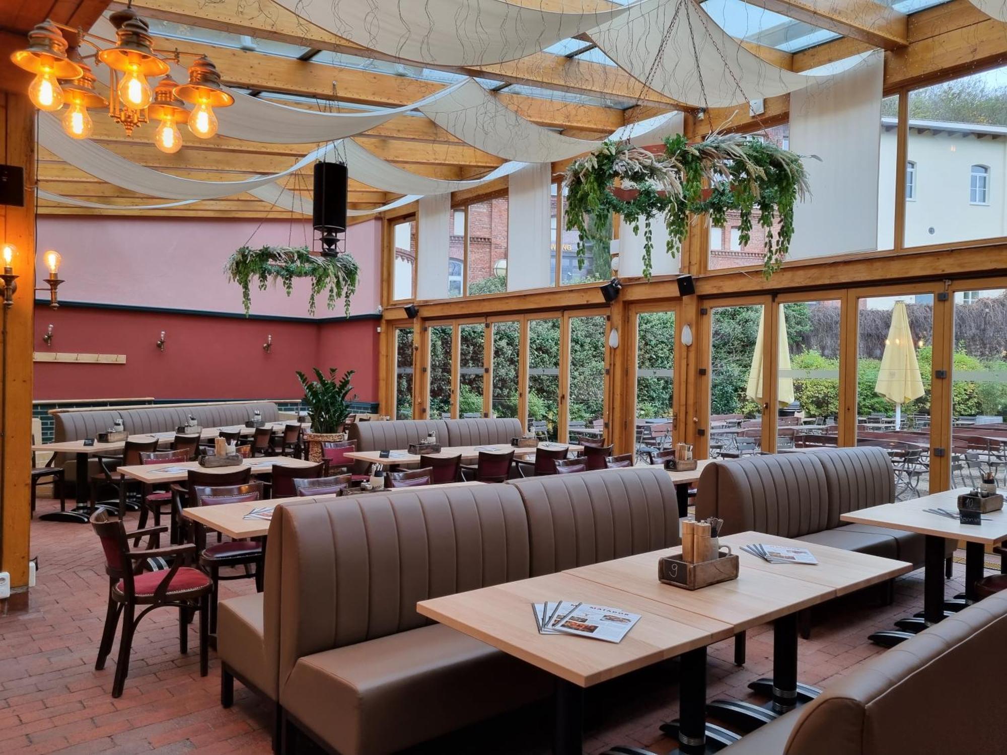 Hotelpark Stadtbrauerei Арнщат Екстериор снимка